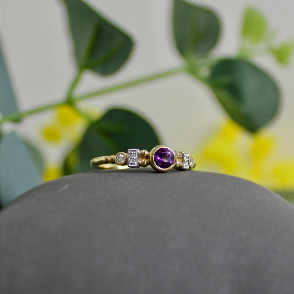 9ct Yellow Gold Round Amethyst Ring