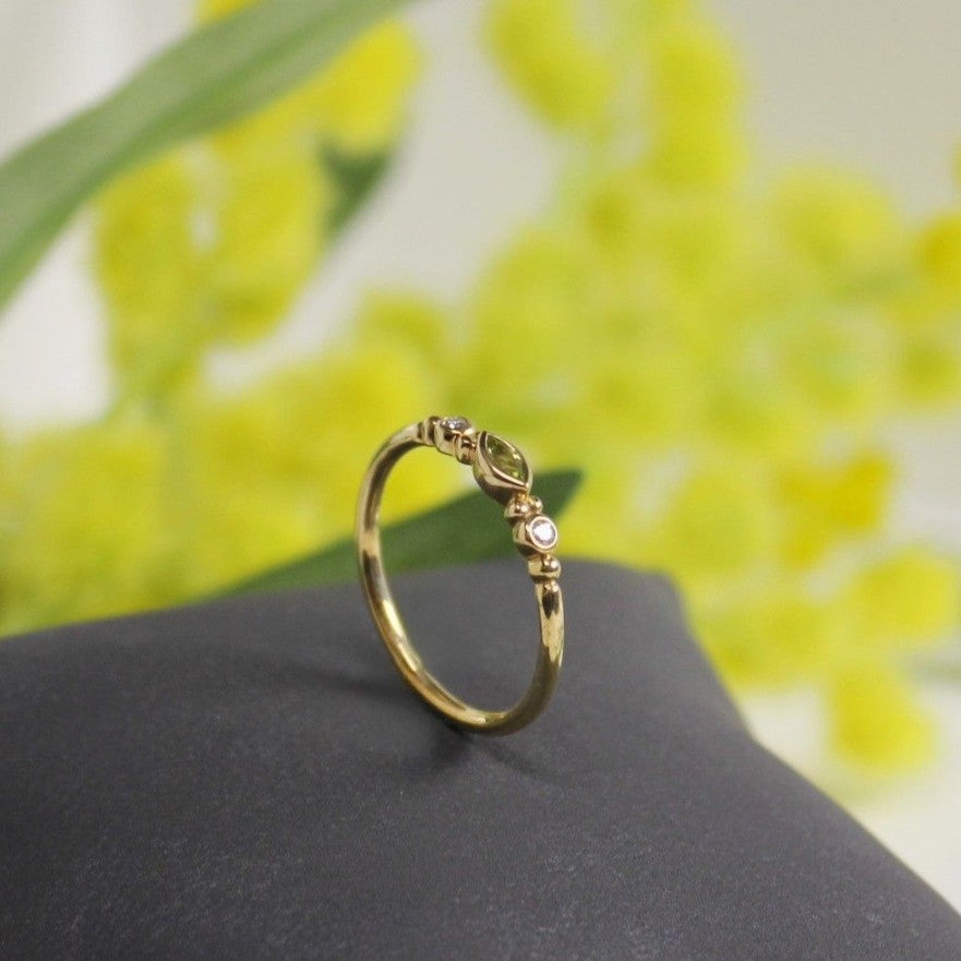 9ct Yellow Gold Marquise Peridot Ring