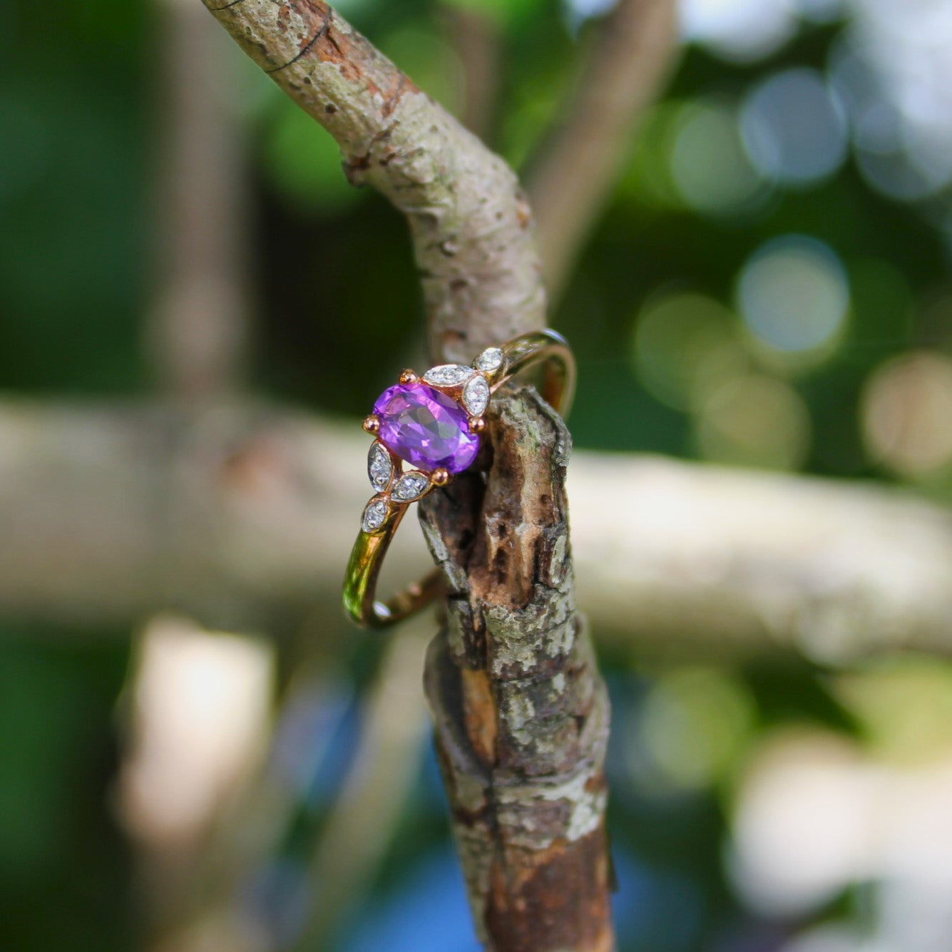 9ct Rose Gold Oval Amethyst Leaf Style Ring