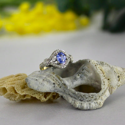 18ct YW Ceylon Sapphire & Diamond Ring