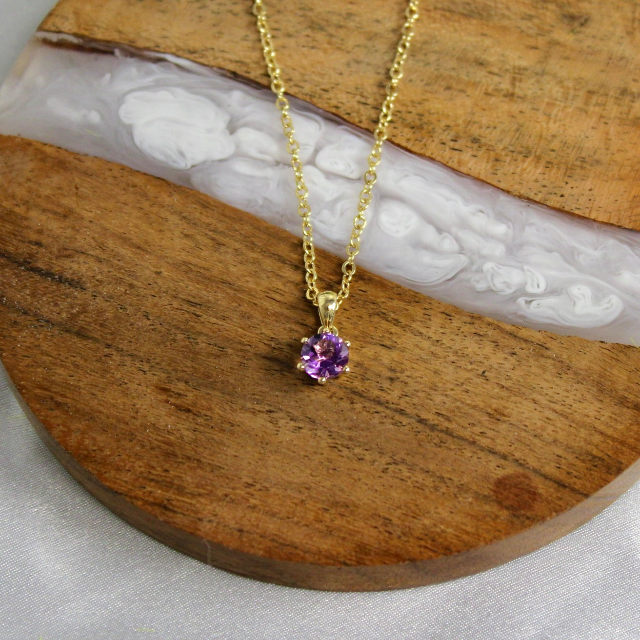 9ct Yellow Gold Amethyst Pendant