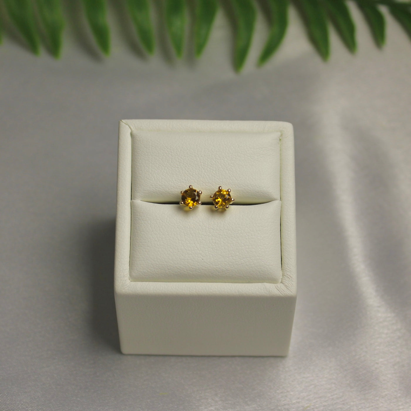 9ct Yellow Gold Citrine Studs