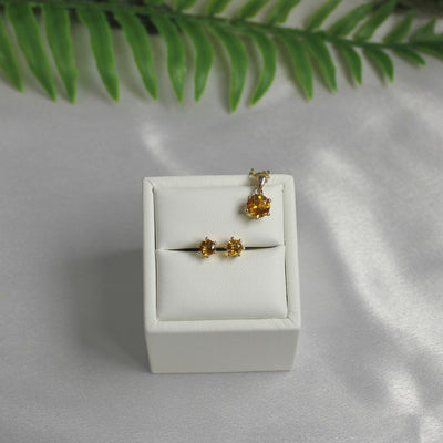 9ct Yellow Gold Citrine Studs